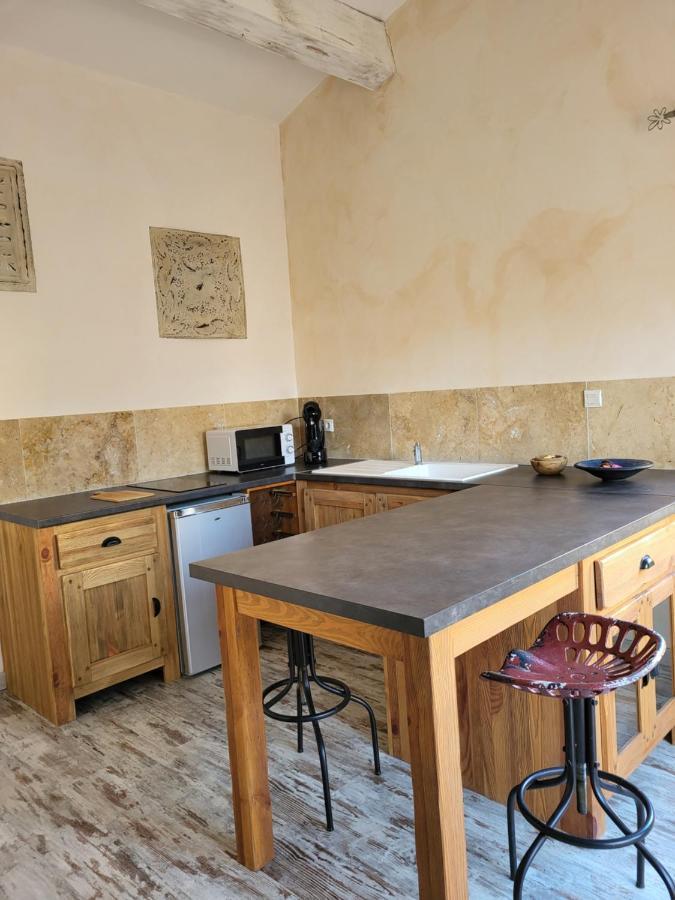 Studios Et Gite La Sauvasse Vagnas ภายนอก รูปภาพ