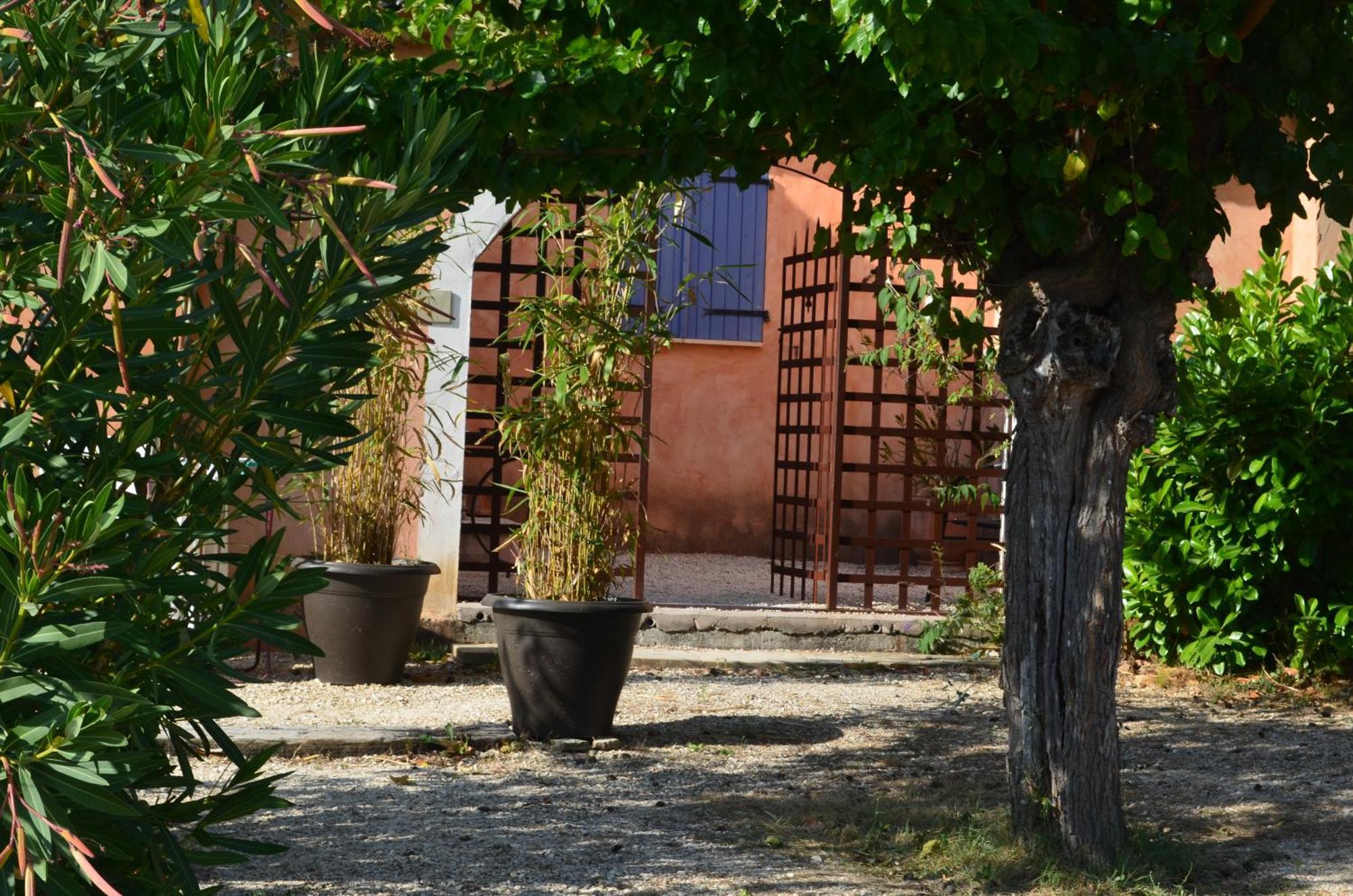 Studios Et Gite La Sauvasse Vagnas ภายนอก รูปภาพ