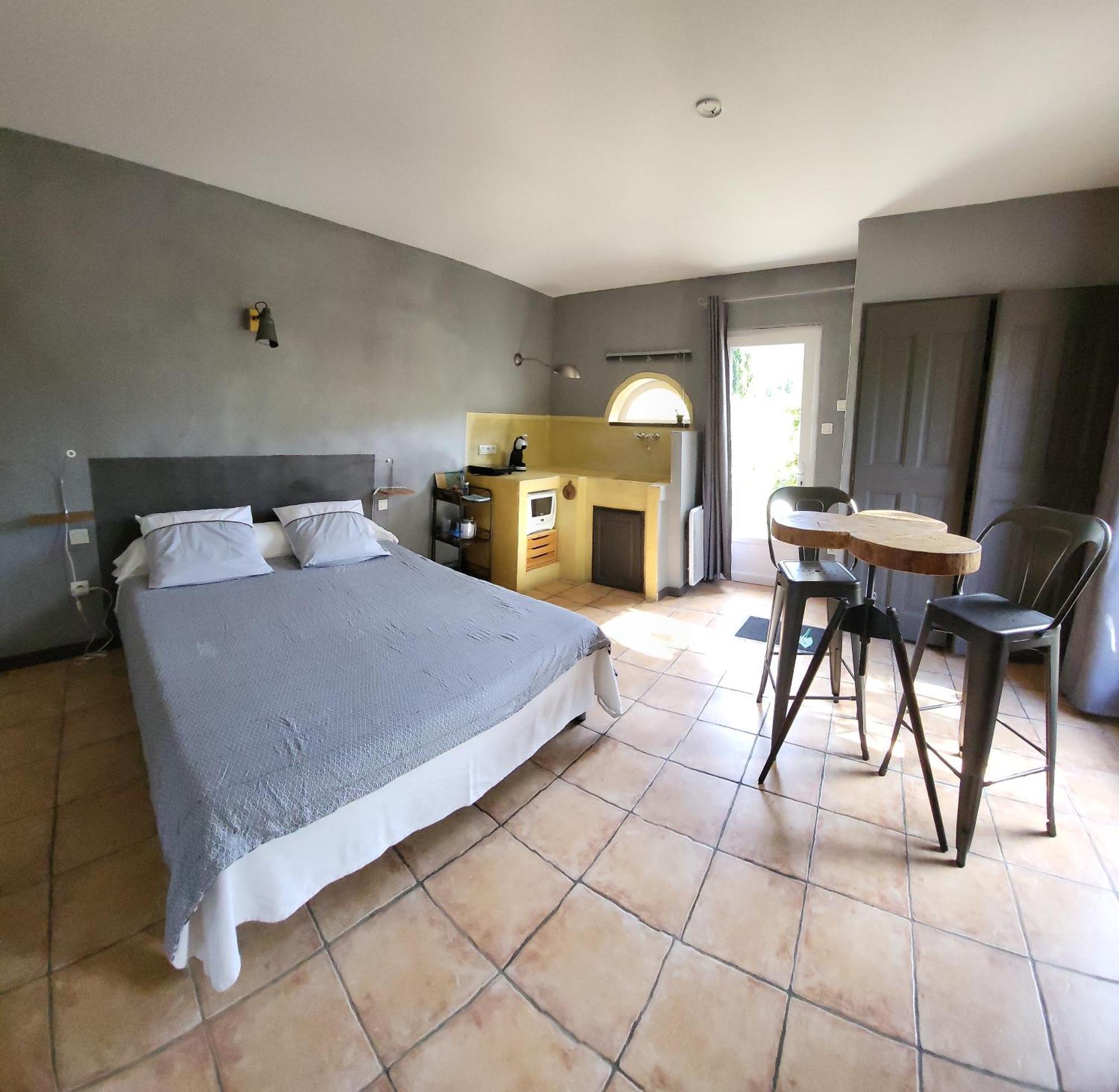 Studios Et Gite La Sauvasse Vagnas ห้อง รูปภาพ