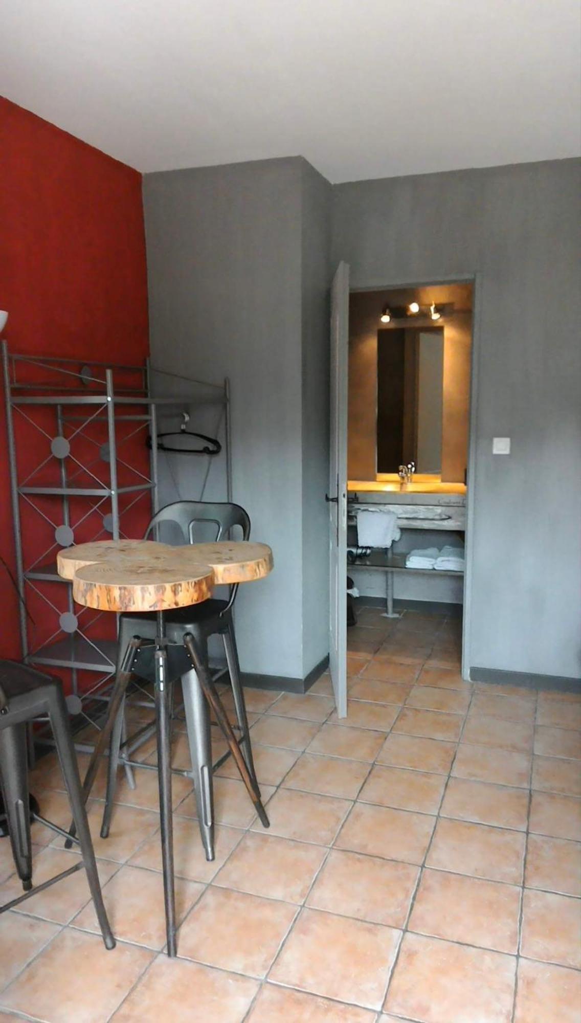 Studios Et Gite La Sauvasse Vagnas ภายนอก รูปภาพ